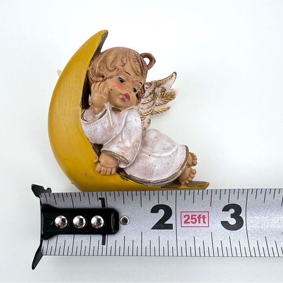 Vtg Sleepy Baby Angel in Crescent Moon Christmas Ornament Made in Italy Resin - Picture 9 of 9